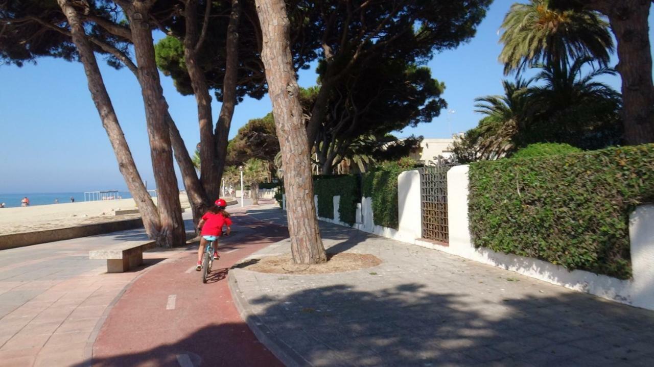 85 Avinguda De La Diputacio Apartment Cambrils Luaran gambar